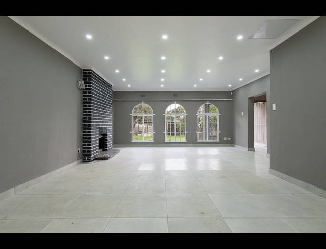 4 BEDROOM HOUSE FOR SALE IN BRACKENDOWNS